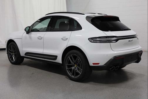 2025 Porsche Macan T