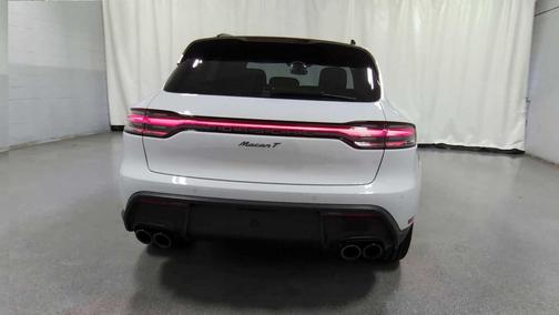 2025 Porsche Macan T