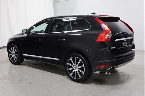 2016 Volvo XC60 T6 Platinum