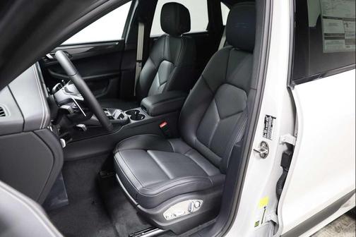 2026 Porsche Macan GTS