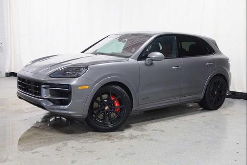2026 Porsche Cayenne GTS