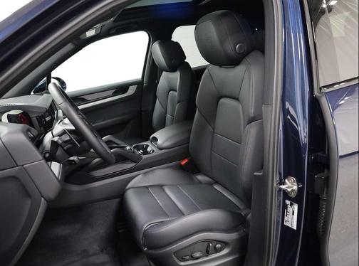 2025 Porsche Cayenne Cayenne