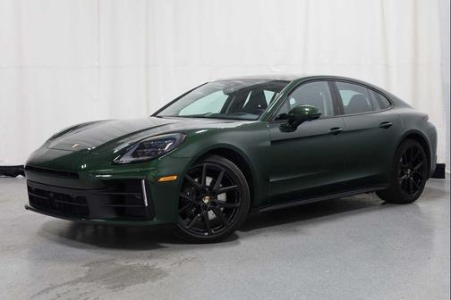 2024 Porsche Panamera 4
