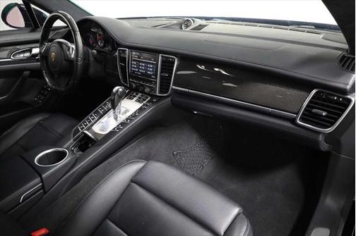 2015 Porsche Panamera Turbo S Executive