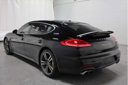 2015 Porsche Panamera Turbo S Executive