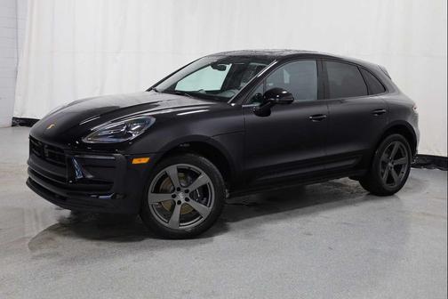 2026 Porsche Macan AWD
