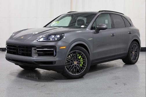 2024 Porsche Cayenne S