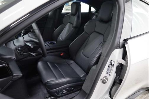 2026 Porsche Taycan GTS