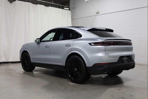 Dolomite Silver Metallic 2026 Porsche Cayenne Cayenne