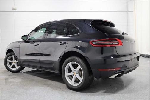 2018 Porsche Macan Base