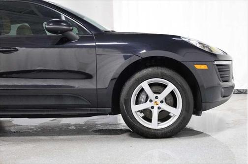 2018 Porsche Macan Base