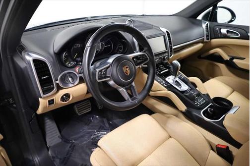2016 Porsche Cayenne E-Hybrid S