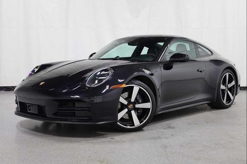 2025 Porsche 911 Carrera