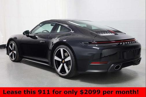 2025 Porsche 911 Carrera