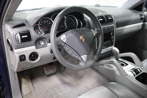 2009 Porsche Cayenne GTS