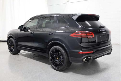 2018 Porsche Cayenne Platinum Edition