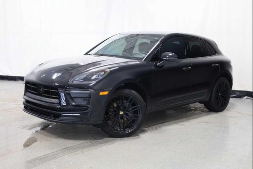 2023 Porsche Macan T