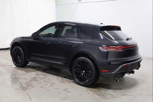 2023 Porsche Macan T
