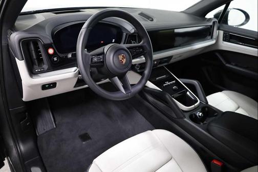 2025 Porsche Cayenne Cayenne