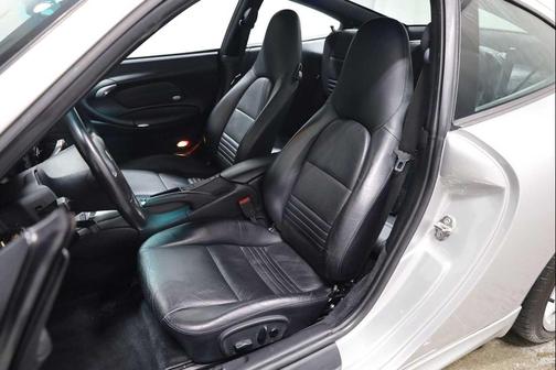 2003 Porsche 911 Carrera