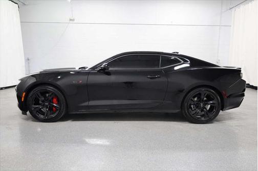 2022 Chevrolet Camaro RWD Coupe LT1