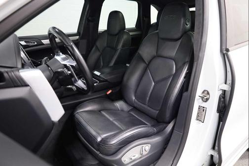 2018 Porsche Cayenne GTS
