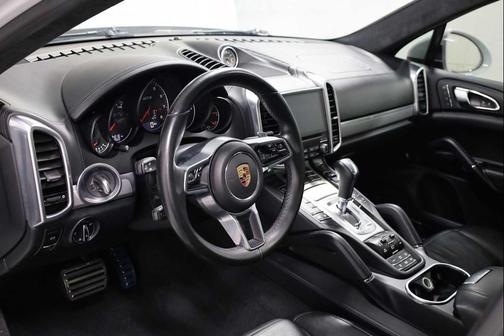 2018 Porsche Cayenne GTS