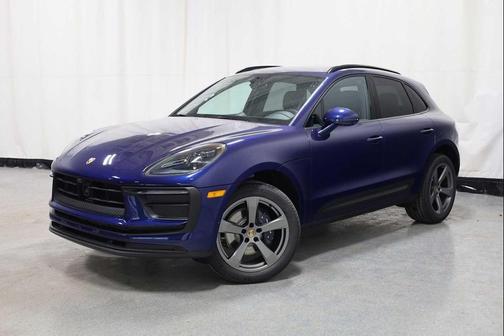 2026 Porsche Macan AWD