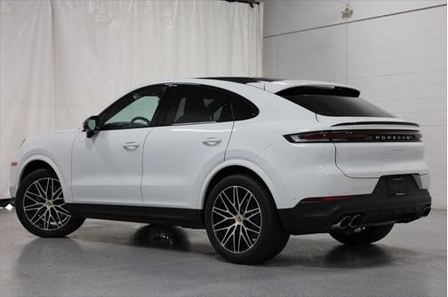 2024 Porsche Cayenne Coupe AWD