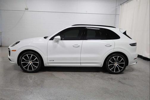 2023 Porsche Cayenne GTS