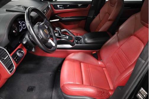 2020 Porsche Cayenne Turbo