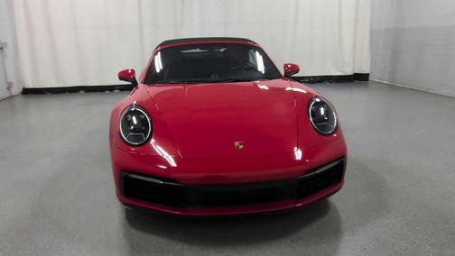 2022 Porsche 911 Carrera