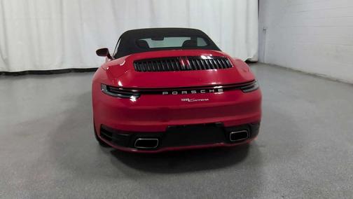 2022 Porsche 911 Carrera
