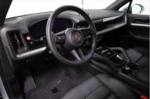 2024 Porsche Cayenne AWD