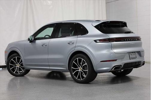 2024 Porsche Cayenne AWD