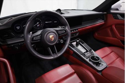 2023 Porsche 911 Carrera 4S Cabriolet