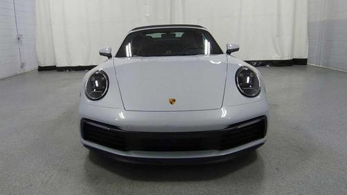 2023 Porsche 911 Carrera 4S Cabriolet