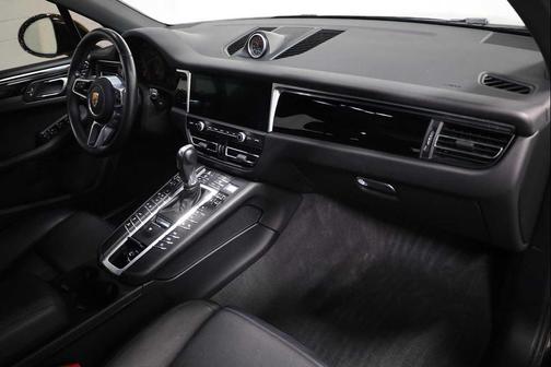 2020 Porsche Macan S