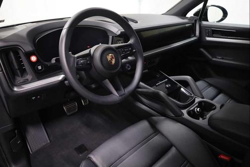 2025 Porsche Cayenne S