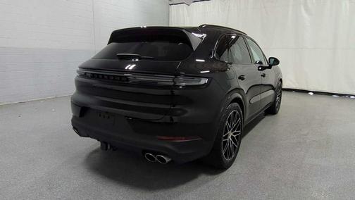 2025 Porsche Cayenne S