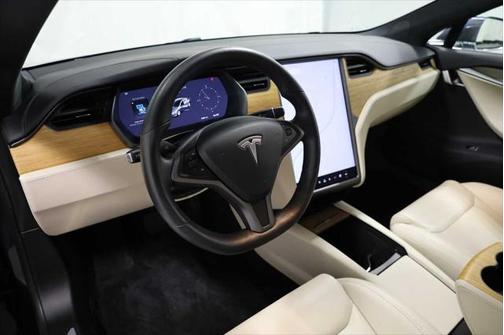 2020 Tesla Model S Long Range Plus