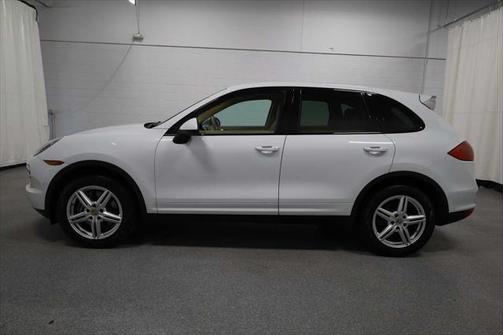 2014 Porsche Cayenne Platinum Edition