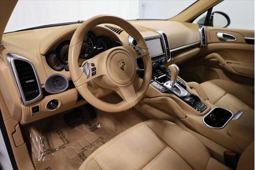 2014 Porsche Cayenne Platinum Edition