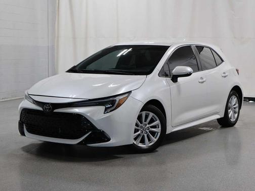 Wind Chill Pearl 2023 Toyota Corolla SE