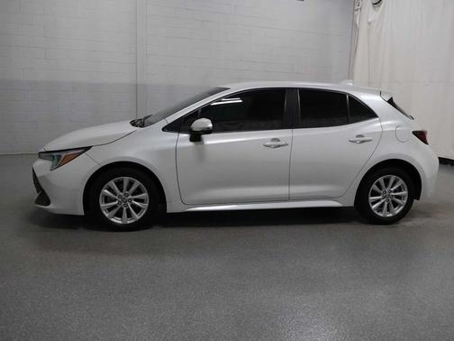 Wind Chill Pearl 2023 Toyota Corolla SE