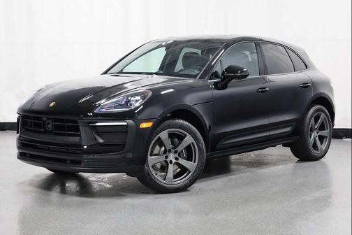 2026 Porsche Macan AWD