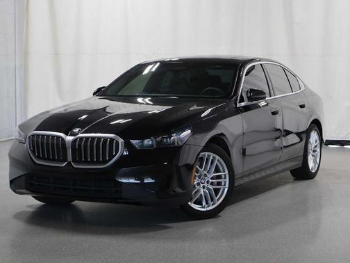 Black Sapphire Metallic 2024 BMW 530 xDrive