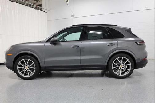 2024 Porsche Cayenne AWD