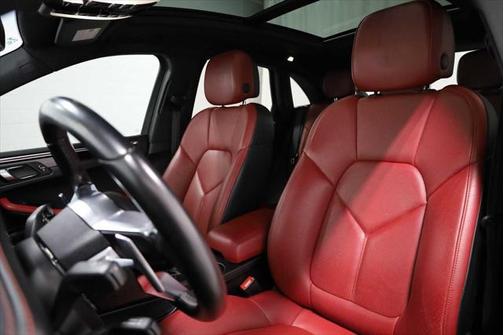 2017 Porsche Macan GTS
