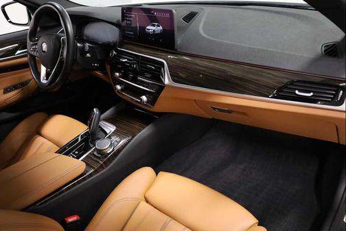 2022 BMW 540 i xDrive